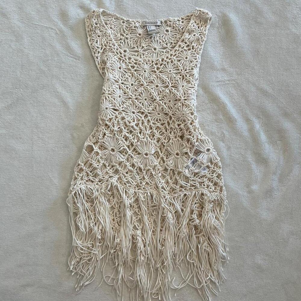 2000s Forever 21 Crochet Fringe Tank Top size S